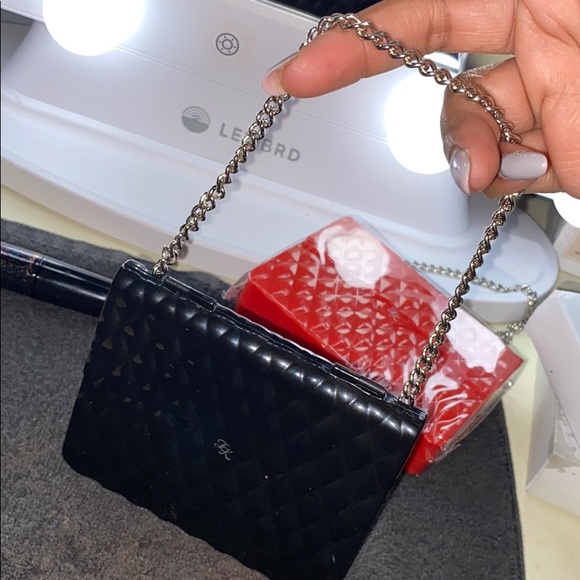 False Lash Holder RED (White separate listing) - Picture 4 of 6